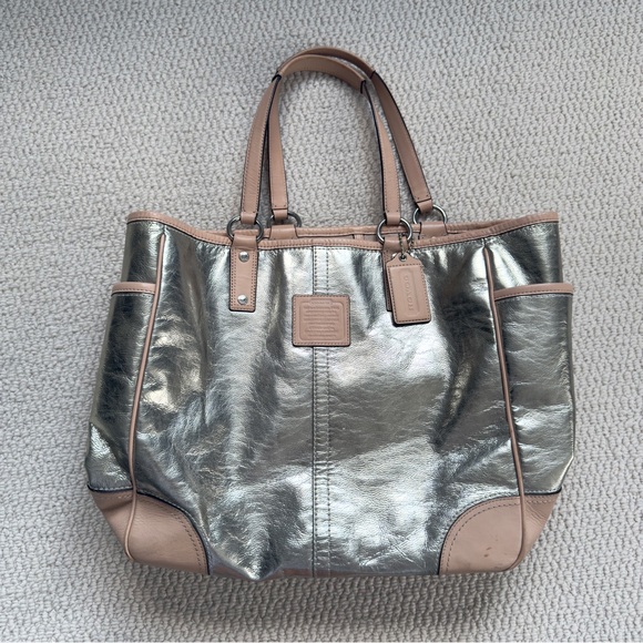 Vintage Coach Metallic Silver and Tan Leather Tote - Picture 13 of 15